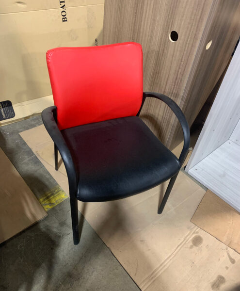 Four Leg Arm Guest Chair